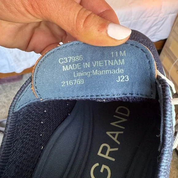 Men's Cole Haan Shoes - Picture 4 of 5